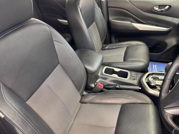 Nissan Navara 2.3 dCi N-Guard Auto 4WD Euro 6 4dr