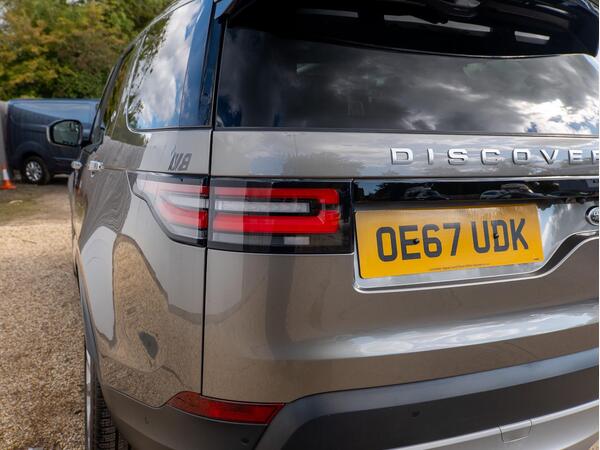 LAND ROVER DISCOVERY LUXURY HSE SD4 AUTO - Image 10