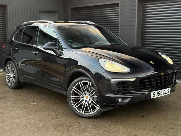 Porsche Cayenne 3.0 TD V6 TiptronicS 4WD Euro 6 (s/s) 5dr - Image 1