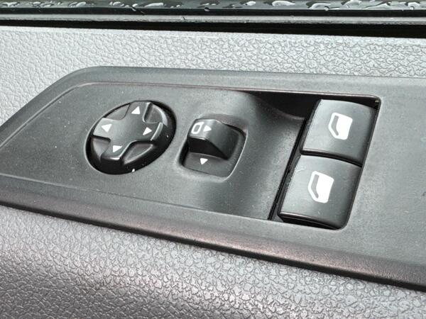 Peugeot Expert 2.0 BlueHDi 1400 Asphalt Standard Panel Van MWB Euro 6 (s/s) 6dr