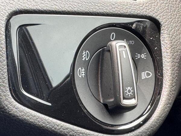 Volkswagen Golf 2.0 TSI GTI Performance Euro 6 (s/s) 5dr at 29th
