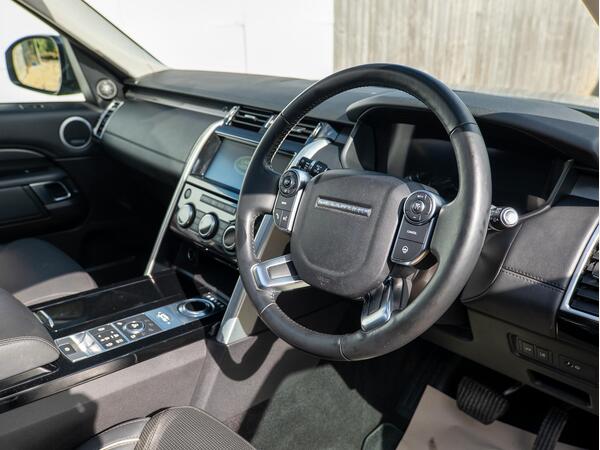 LAND ROVER DISCOVERY LUXURY HSE SD4 AUTO - Image 22