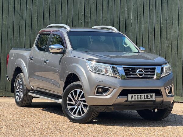 Nissan Navara 2.3 dCi Tekna 4WD Euro 6 (s/s) 4dr at 0th