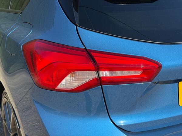 Ford Focus 2.3T EcoBoost ST Euro 6 (s/s) 5dr at 33th
