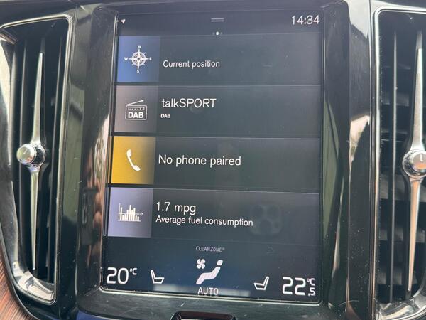 Volvo XC60 2.0 D4 Inscription Auto AWD Euro 6 (s/s) 5dr at 19th