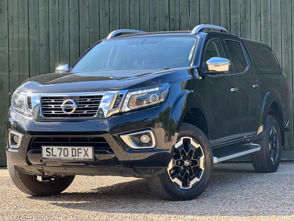 Nissan Navara 2.3 dCi Tekna 4WD Euro 6 (s/s) 4dr