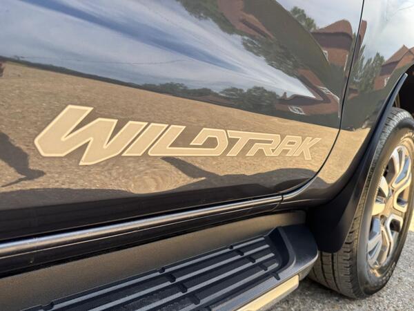Ford Ranger 3.2 TDCi Wildtrak Auto 4WD Euro 5 4dr at 40th