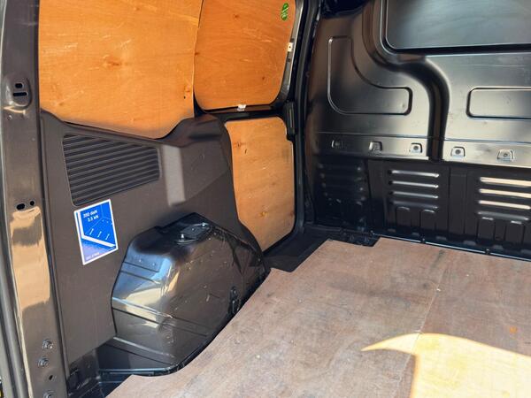 Ford Transit Courier 1.5 TDCi Sport L1 Euro 6 5dr
