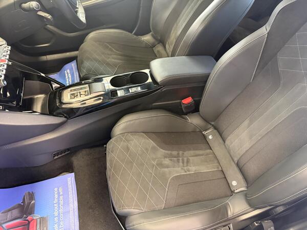 Peugeot E-2008 50kWh GT Premium Auto 5dr (7kW Charger)