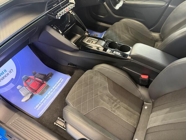 Peugeot E-2008 50kWh GT Premium Auto 5dr (7kW Charger)