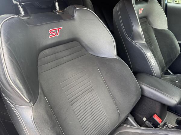 Ford Fiesta 1.5T EcoBoost ST-3 Euro 6 3dr at 14th