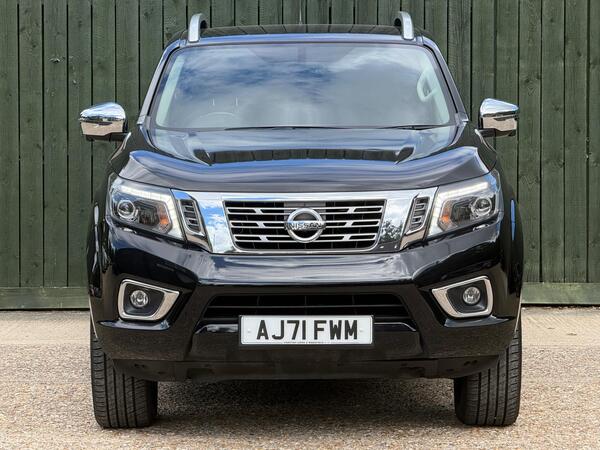 Nissan Navara 2.3 dCi Tekna Auto 4WD Euro 6 4dr