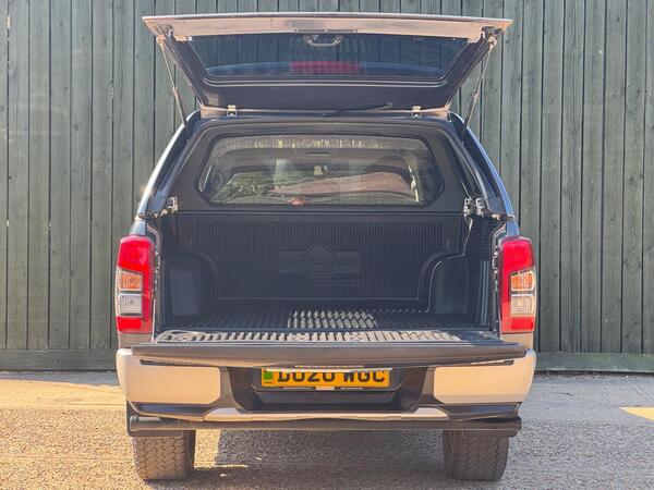 Mitsubishi L200 2.2 DI-D DC Warrior 4WD Euro 6 (s/s) 4dr