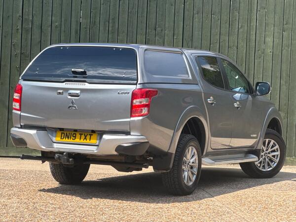Mitsubishi L200 2.4 DI-D DC Warrior Auto 4WD Euro 6 4dr