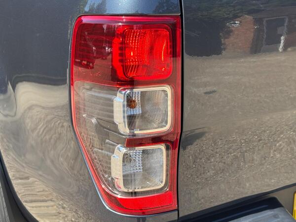 Ford Ranger 3.2 TDCi Wildtrak Auto 4WD Euro 5 4dr at 50th