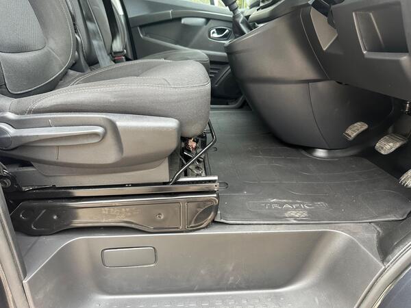 Renault Trafic 2.0 dCi Blue SL28 Sport+ L1 H1 Euro 6 (s/s) 5dr