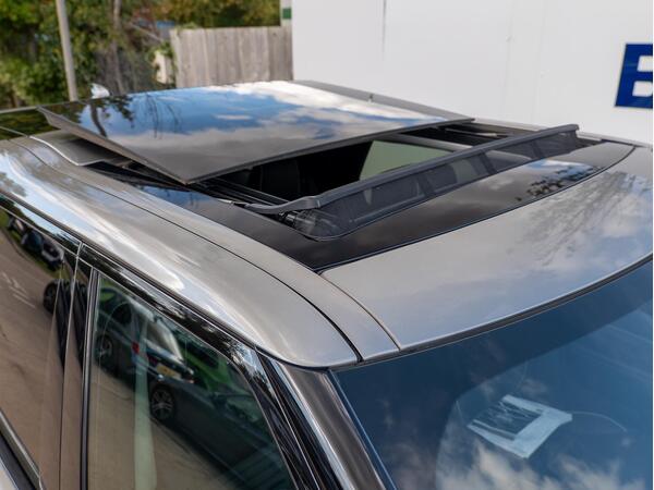 LAND ROVER DISCOVERY LUXURY HSE SD4 AUTO - Image 14