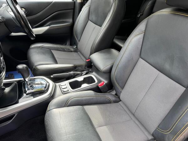 Nissan Navara 2.3 dCi N-Guard Pickup Double Cab 4dr Diesel Auto 4WD Euro 6 (190 ps)