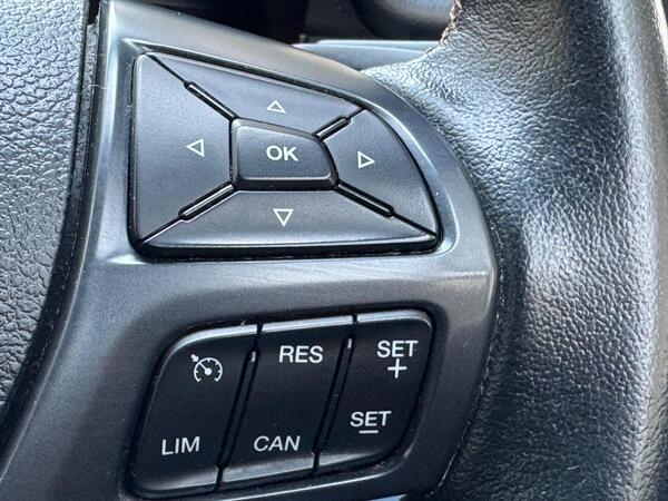 Ford Ranger 3.2 TDCi Wildtrak Auto 4WD Euro 5 4dr at 27th