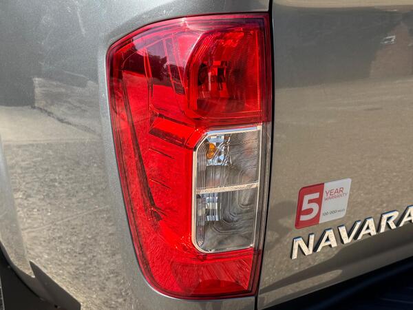 Nissan Navara 2.3 dCi Tekna Auto 4WD Euro 6 4dr
