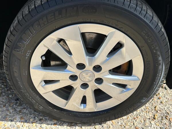 Peugeot Partner 1.5 BlueHDi 1000 Asphalt Standard Panel Van EAT8 SWB Euro 6 (s/s) 5dr at 26th