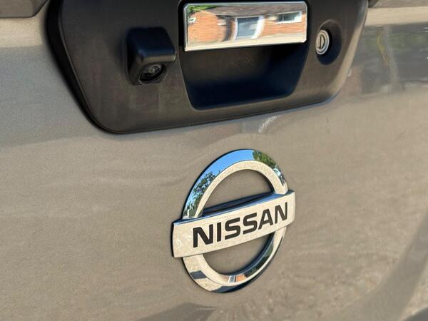Nissan Navara 2.3 dCi Tekna Auto 4WD Euro 6 4dr