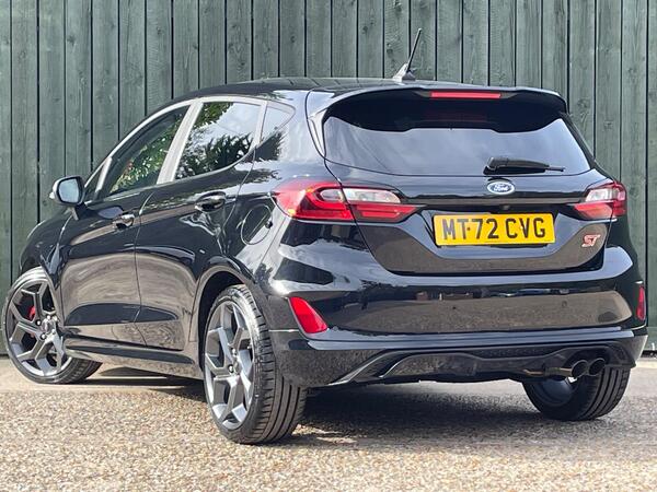 Ford Fiesta 1.5T EcoBoost ST-3 Euro 6 (s/s) 5dr at 9th