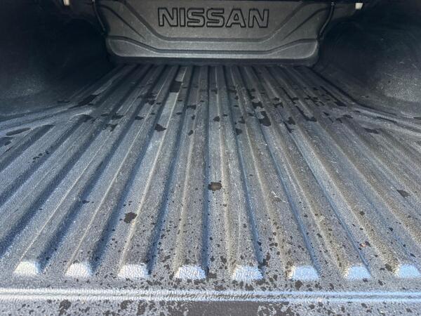 Nissan Navara 2.3 dCi N-Guard 4WD Euro 6 (s/s) 4dr at 52th