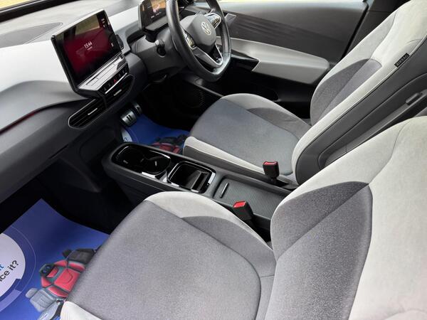 Volkswagen ID.3 Pro Performance 58kWh Style Auto 5dr at 20th