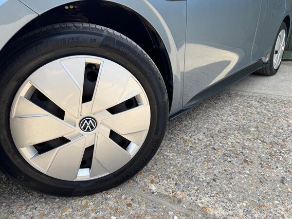 Volkswagen ID.3 Pro Performance 58kWh Style Auto 5dr at 45th