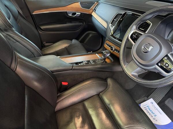 Volvo XC90 2.0 D5 PowerPulse Inscription Pro Auto 4WD Euro 6 (s/s) 5dr at 4th