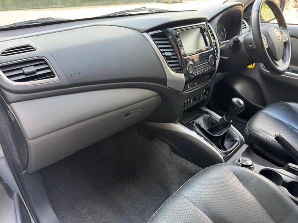 Fiat Fullback 2.4D Cross 4WD Euro 6 4dr at 8th