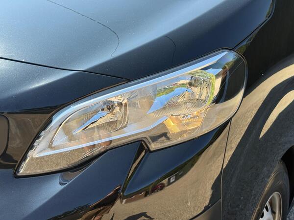 Peugeot Expert 1.5 BlueHDi 1000 Professional Premium Standard Panel Van MWB Euro 6 (s/s) 6dr at 19th
