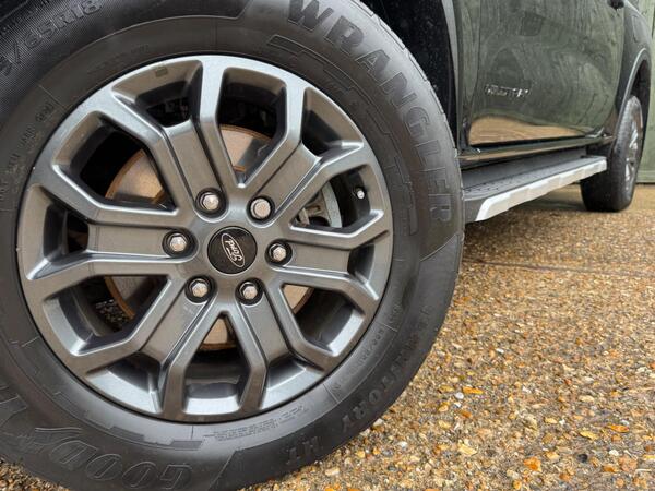 Ford Ranger 2.0 TD EcoBlue Wildtrak Auto 4WD Euro 6 (s/s) 4dr at 41th