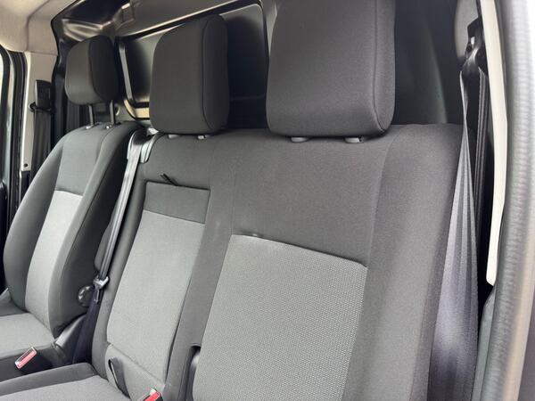 Vauxhall Vivaro 2.0 Turbo D 3100 Prime Auto L1 H1 Euro 6 (s/s) 6dr