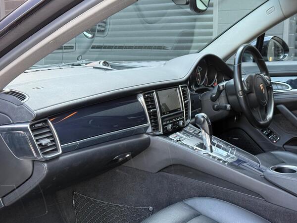 Porsche Panamera 3.0D V6 TiptronicS Euro 5 5dr - Image 3