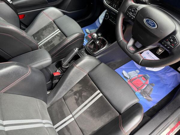 Ford Fiesta 1.5T EcoBoost ST-3 Euro 6 (s/s) 5dr at 15th