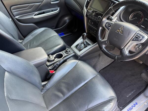 Mitsubishi L200 2.2 DI-D DC Barbarian Auto 4WD Euro 6 (s/s) 4dr