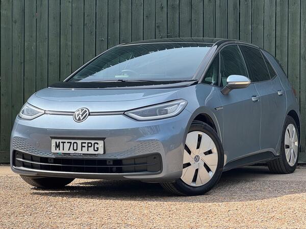Volkswagen ID.3 Pro Performance 58kWh Style Auto 5dr at 6th