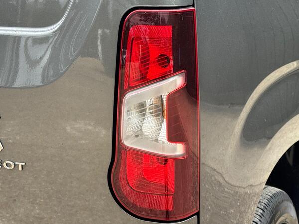 Peugeot Partner 1.5 BlueHDi 1000 Professional Premium Standard Panel Van SWB Euro 6 5dr