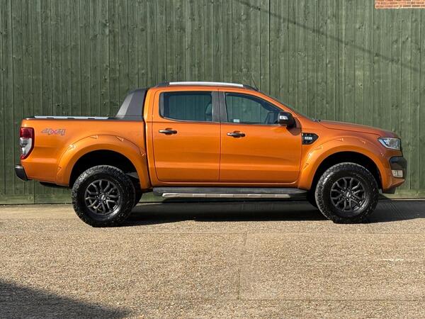 Ford Ranger 3.2 TDCi Wildtrak Auto 4WD Euro 5 4dr at 21th