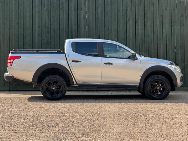 Fiat Fullback 2.4D Cross 4WD Euro 6 4dr at 15th