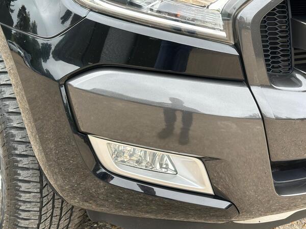 Ford Ranger 3.2 TDCi Wildtrak Auto 4WD Euro 5 4dr at 24th