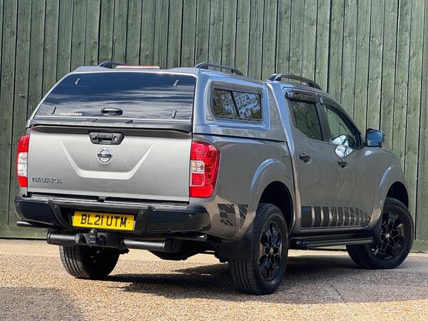 Nissan Navara 2.3 dCi N-Guard Auto 4WD Euro 6 4dr at 3th