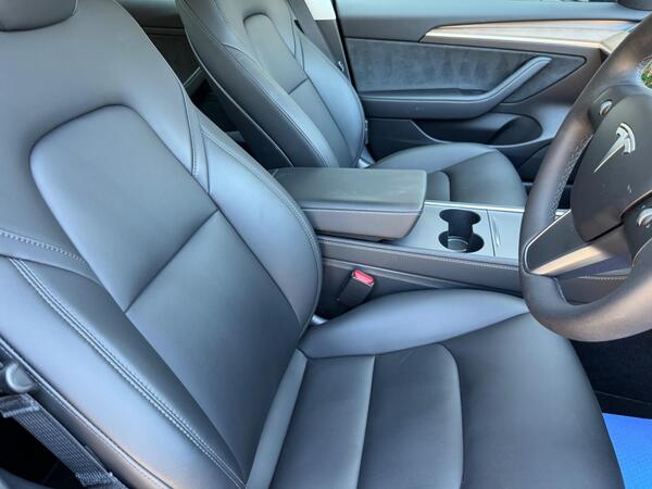 Tesla Model 3 (Dual Motor) Long Range Auto 4WDE 4dr at 12th