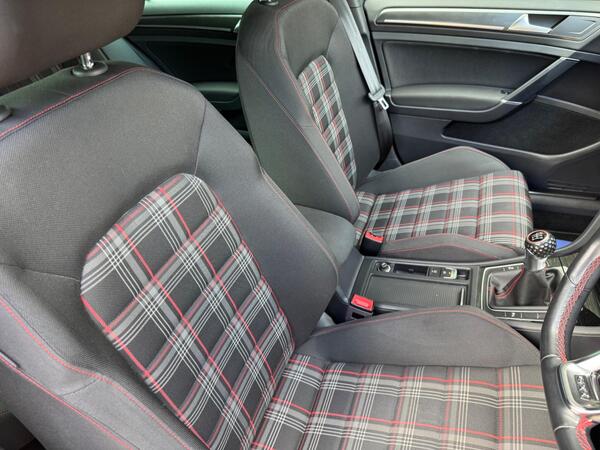 Volkswagen Golf 2.0 TSI GTI Performance Euro 6 (s/s) 5dr at 8th