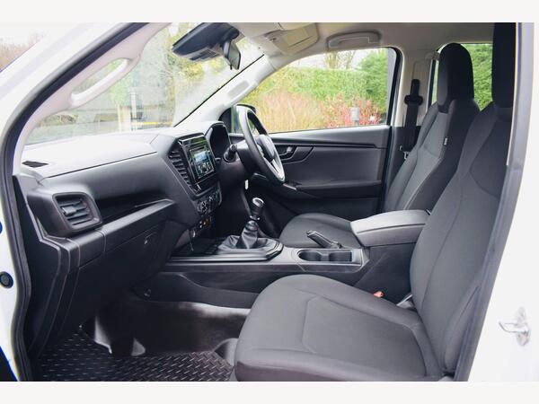 2023(73) Isuzu D-Max Pickup 1.9 TD Utility Diff Lock 4WD Euro 6 (s/s) 4dr