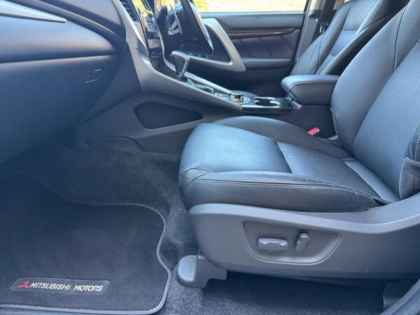Mitsubishi Shogun Sport 2.4D 4 Auto 4WD Euro 6 5dr at 36th