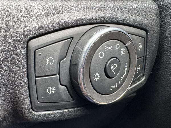 Ford Ranger 2.0 EcoBlue Wildtrak Pickup Double Cab 4dr Diesel Auto 4WD Euro 6 (s/s) (213 ps) at 31th