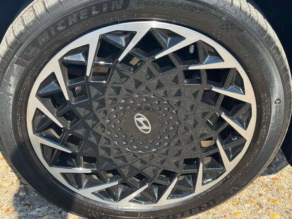 Hyundai IONIQ 5 73kWh Ultimate Auto 5dr